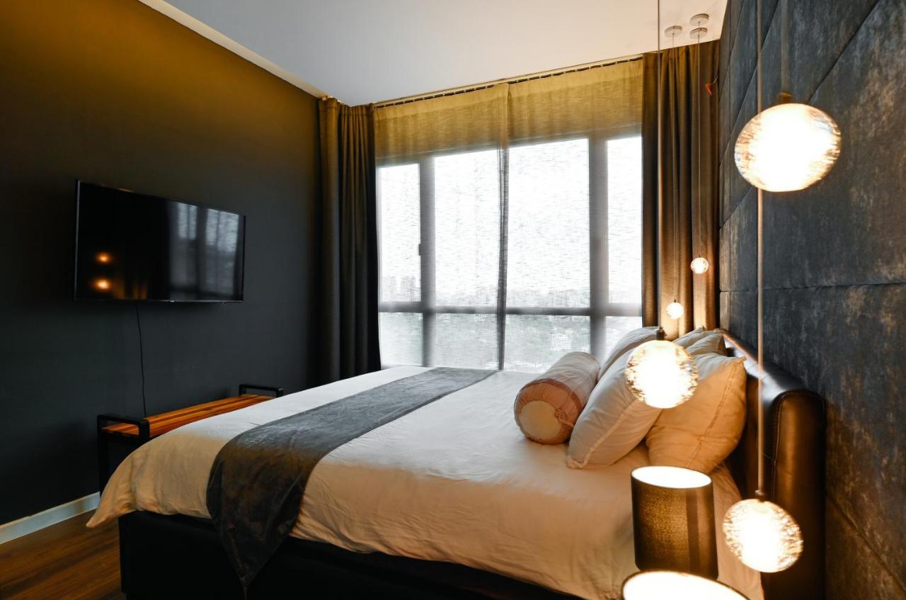 Estella Heights Saigon City View 2Br Apartment & Pool, Ho-Chi-Minh-Stadt Exterior foto
